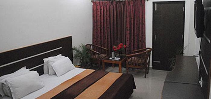 Hotel Mukesh 